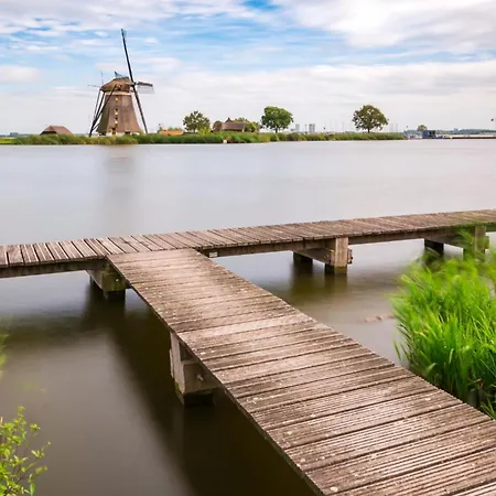In Zevenhuizen With Sauna, Cleaning Included Zevenhuizen (Zuidplas)